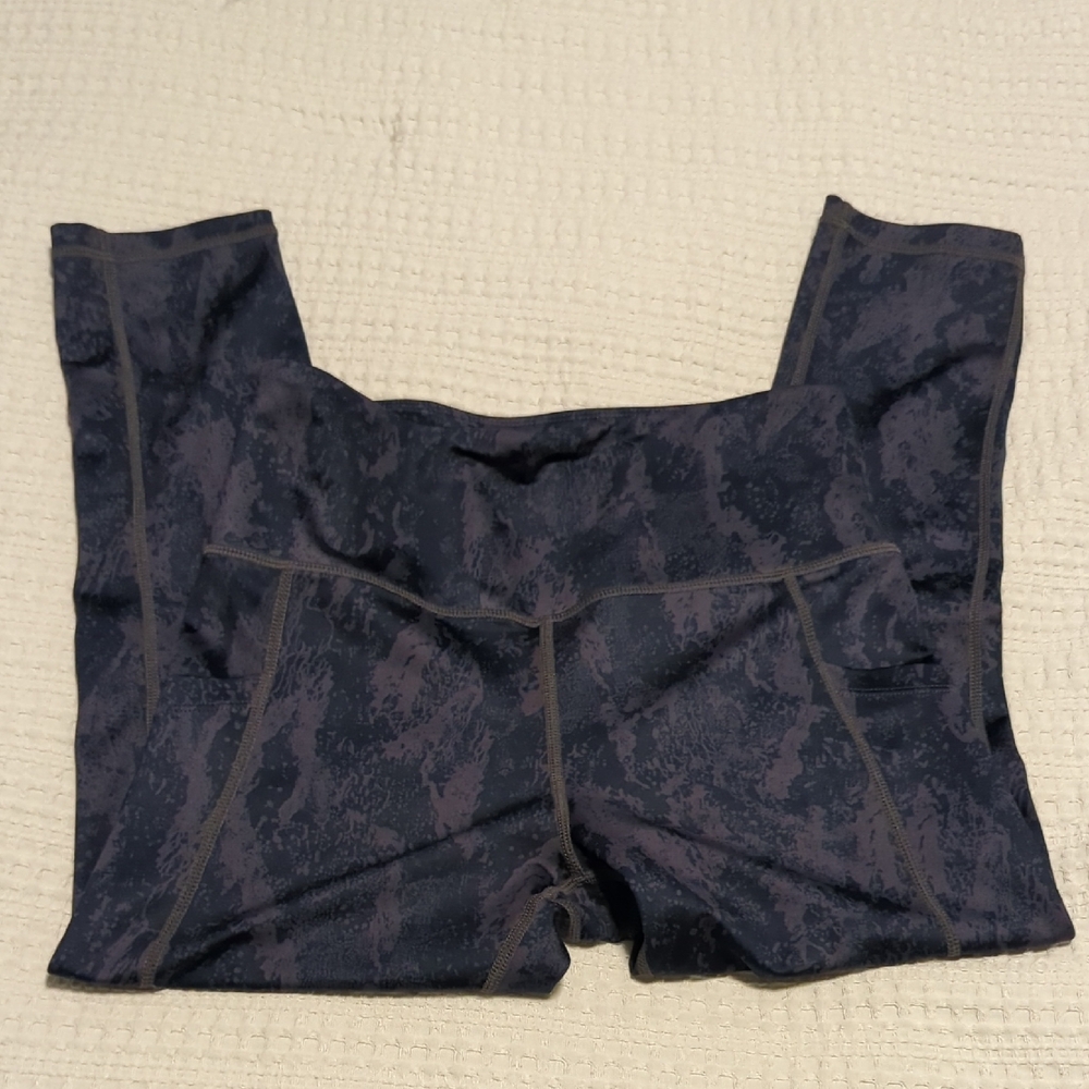 ZYIA Midnight Black and Charcoal Leggings